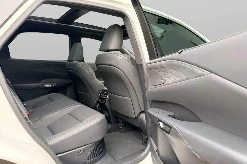 Lexus Seria RX din 2023 cu 46.852 km - oferta LEX160459 - foto 12