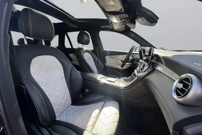 Mercedes-Benz GLC din 2021 cu 69.992 km - oferta MER160460 - foto 17