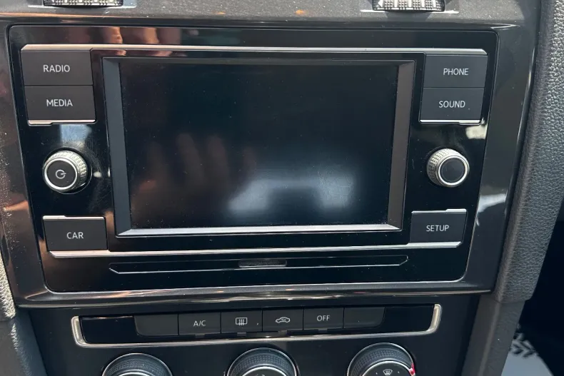 Volkswagen Golf din 2019 cu 162.000 km - oferta VOL160462 - foto 18