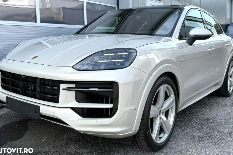 Porsche Cayenne Coupe din 2025 cu 13 km - oferta POR160463 - foto 2