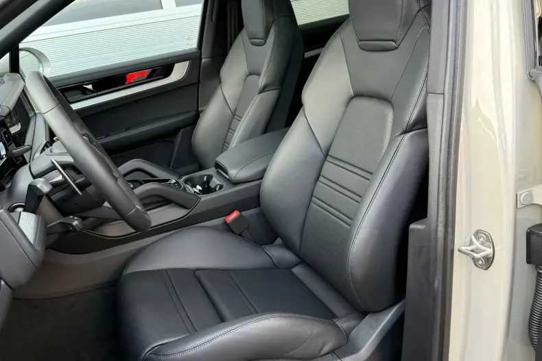 Porsche Cayenne Coupe din 2025 cu 13 km - oferta POR160463 - foto 5