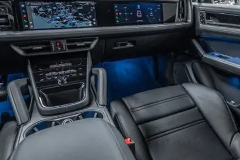 Porsche Cayenne Coupe din 2025 cu 13 km - oferta POR160463 - foto 15