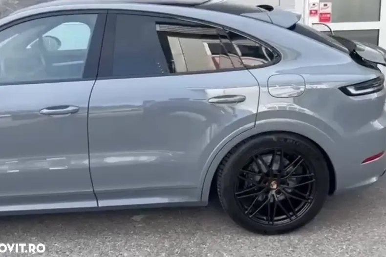 Porsche Cayenne Coupe din 2025 cu 13 km - oferta POR160464 - foto 5