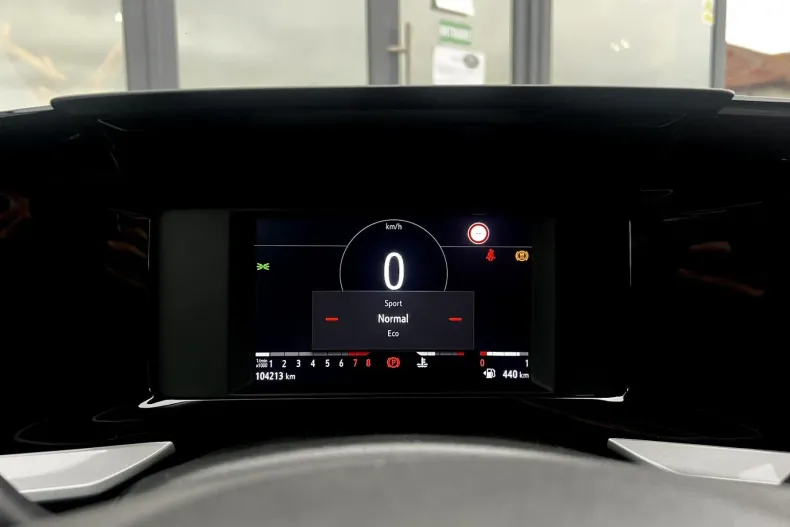 Opel Mokka din 2023 cu 104.214 km - oferta OPE160465 - foto 15