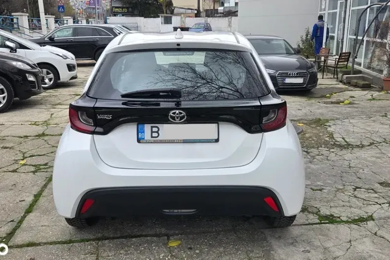 Toyota Yaris din 2021 cu 21.940 km - oferta TOY160469 - foto 6