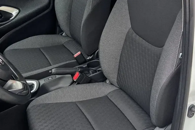 Toyota Yaris din 2021 cu 21.940 km - oferta TOY160469 - foto 15