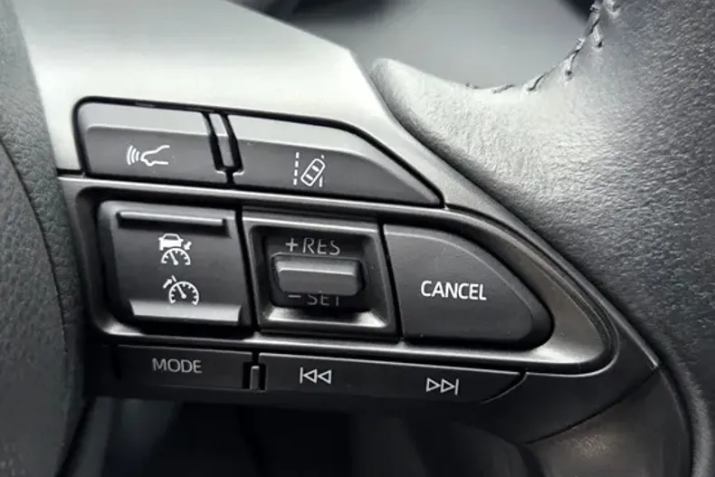 Toyota Yaris din 2021 cu 21.940 km - oferta TOY160469 - foto 18