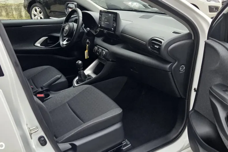 Toyota Yaris din 2021 cu 21.940 km - oferta TOY160469 - foto 26