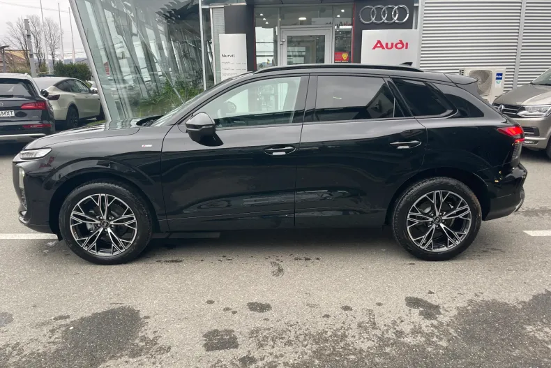 Audi Q3 din 2025 cu 9 km - oferta AUD160471 - foto 2