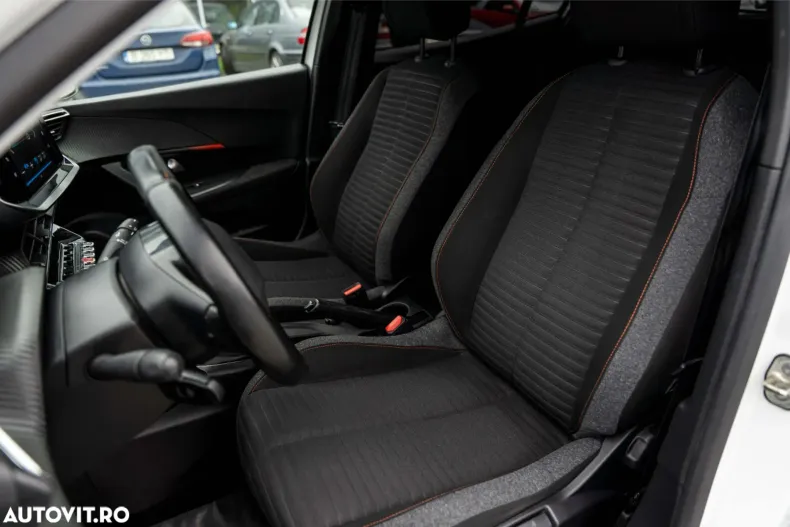 Peugeot 2008 din 2021 cu 168.382 km - oferta PEU160476 - foto 12