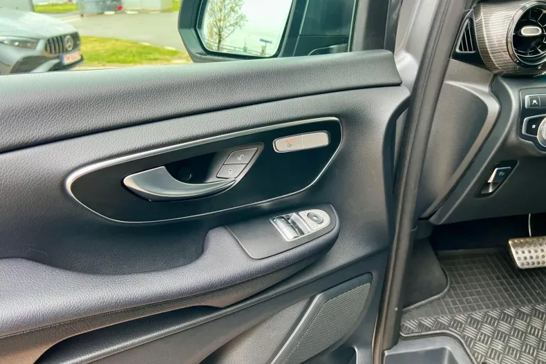 Mercedes-Benz V din 2022 cu 72.500 km - oferta MER160478 - foto 13