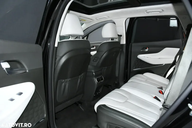 Hyundai SANTA FE din 2021 cu 79.232 km - oferta HYU160479 - foto 7