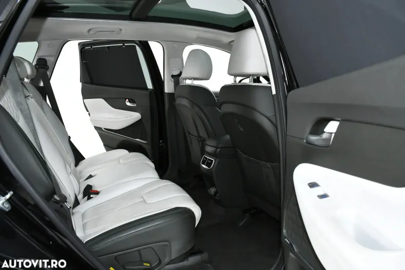 Hyundai SANTA FE din 2021 cu 79.232 km - oferta HYU160479 - foto 17