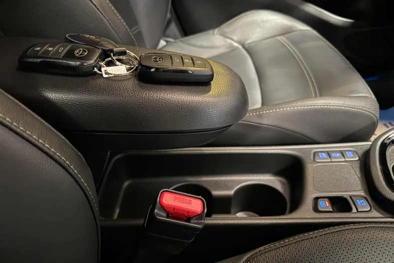 Toyota Yaris Cross din 2021 cu 96.000 km - oferta TOY160483 - foto 17