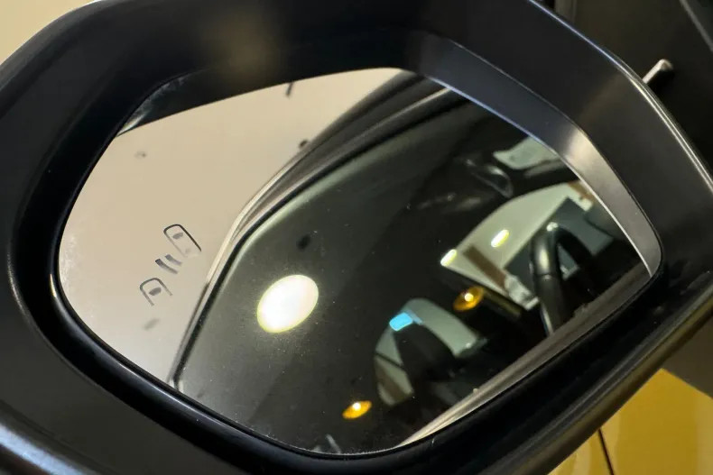 Toyota Yaris Cross din 2021 cu 96.000 km - oferta TOY160483 - foto 30