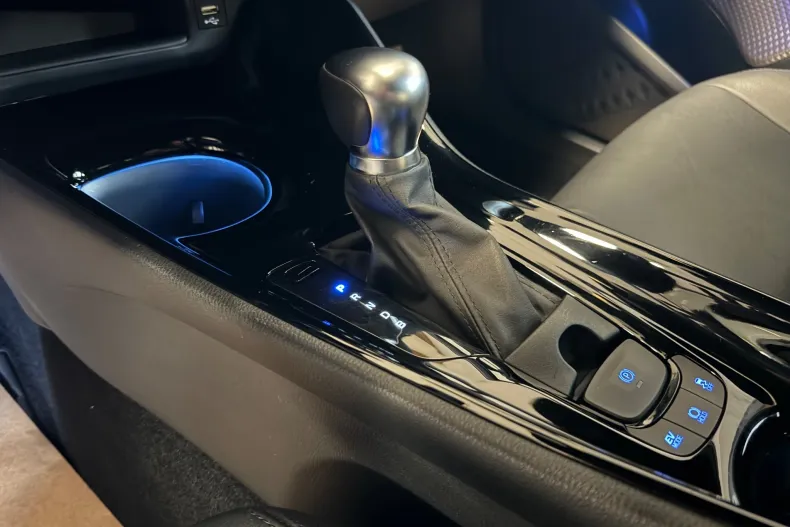 Toyota C-HR din 2021 cu 99.999 km - oferta TOY160484 - foto 12