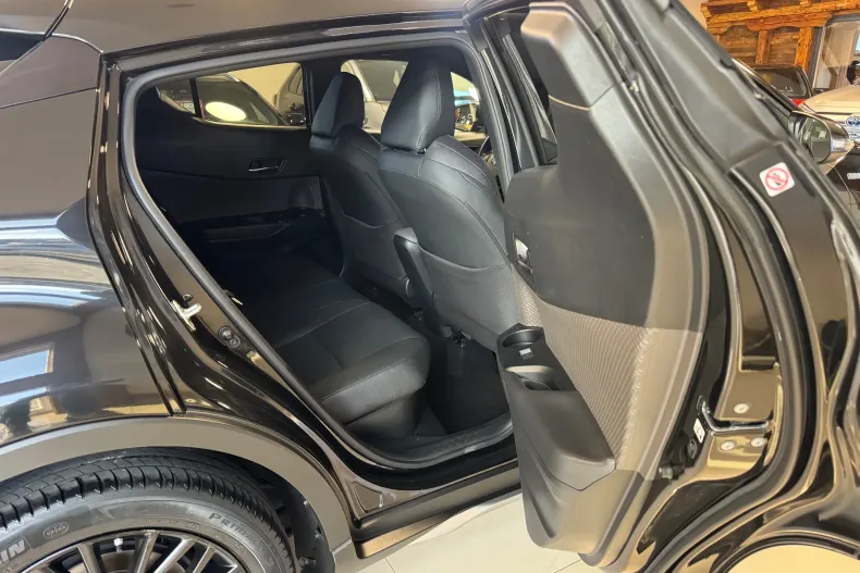 Toyota C-HR din 2021 cu 99.999 km - oferta TOY160484 - foto 20