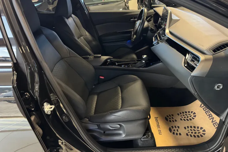 Toyota C-HR din 2021 cu 99.999 km - oferta TOY160484 - foto 21