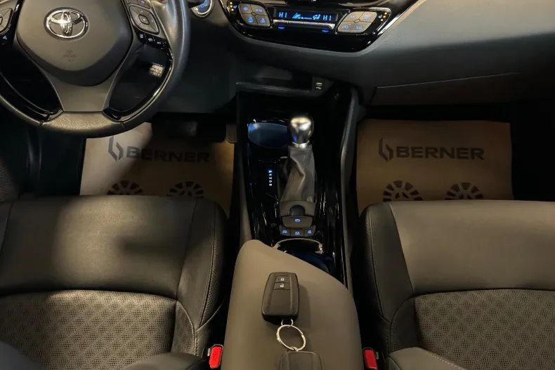 Toyota C-HR din 2021 cu 99.999 km - oferta TOY160484 - foto 26