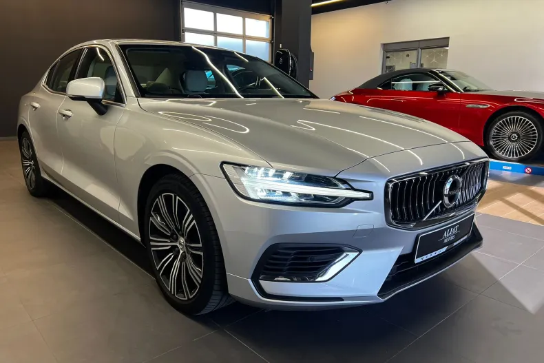 Volvo S60 din 2021 cu 119.200 km - oferta VOL160486 - foto 5