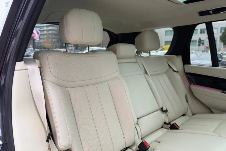Land Rover Range Rover din 2024 cu 12.944 km - oferta LAN160492 - foto 20