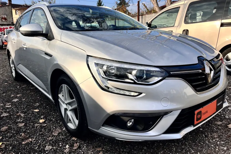 Renault Megane din 2020 cu 147.000 km - oferta REN160504 - foto 3