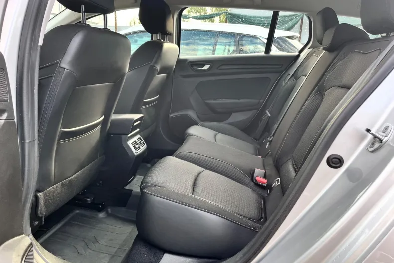 Renault Megane din 2020 cu 147.000 km - oferta REN160504 - foto 18