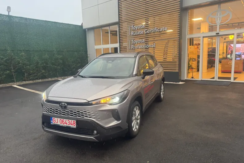 Toyota Corolla Cross din 2025 cu 2.822 km - oferta TOY160512 - foto 2