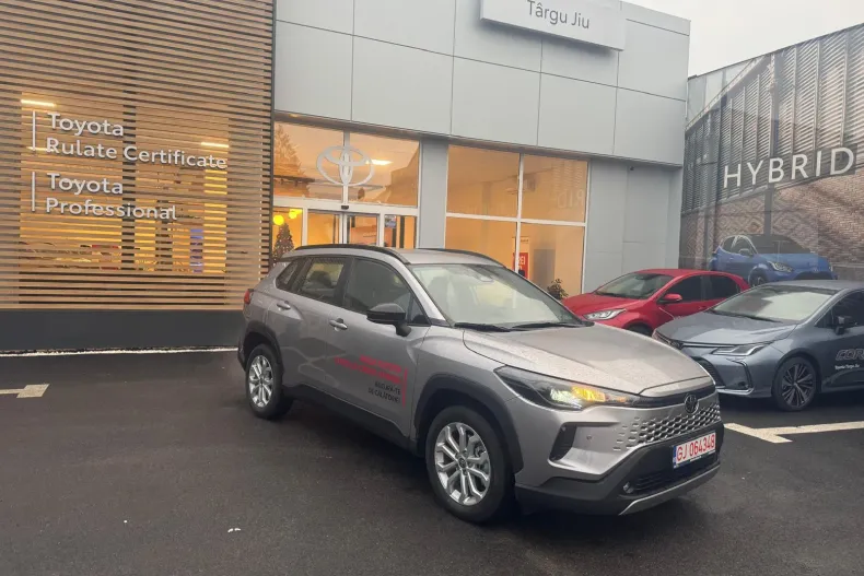 Toyota Corolla Cross din 2025 cu 2.822 km - oferta TOY160512 - foto 3