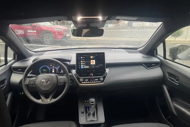 Toyota Corolla Cross din 2025 cu 2.822 km - oferta TOY160512 - foto 14