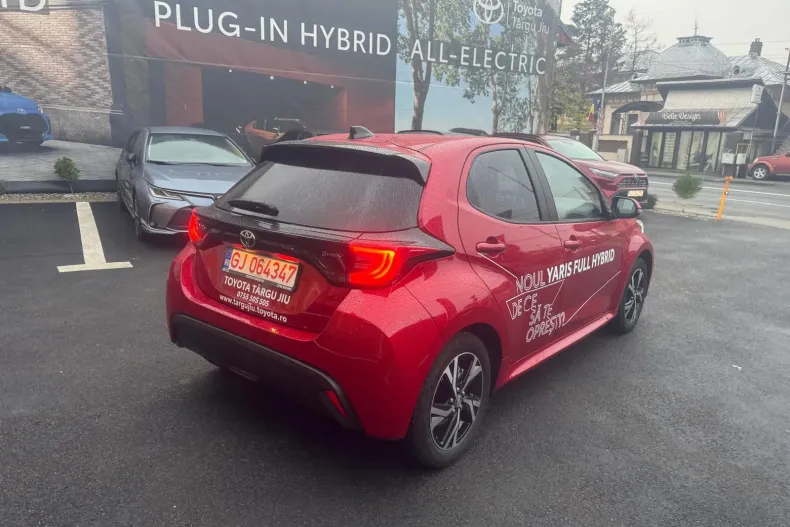 Toyota Yaris din 2025 cu 1.976 km - oferta TOY160514 - foto 7