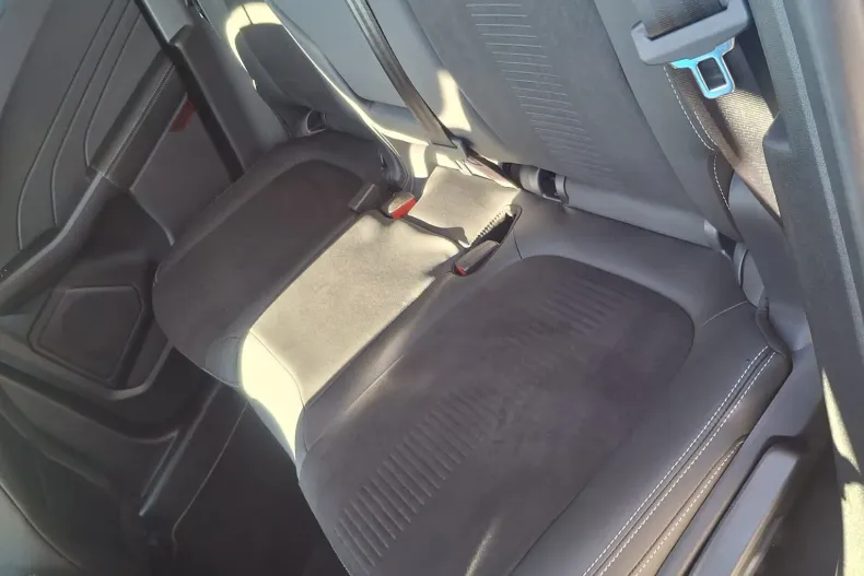 Ford Kuga din 2025 cu 3.500 km - oferta FOR160516 - foto 13