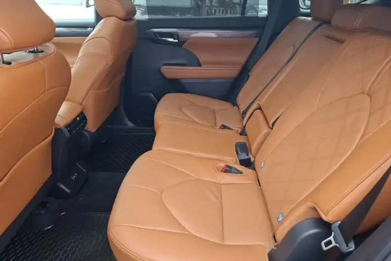 Toyota Highlander din 2024 cu 13.150 km - oferta TOY160521 - foto 14