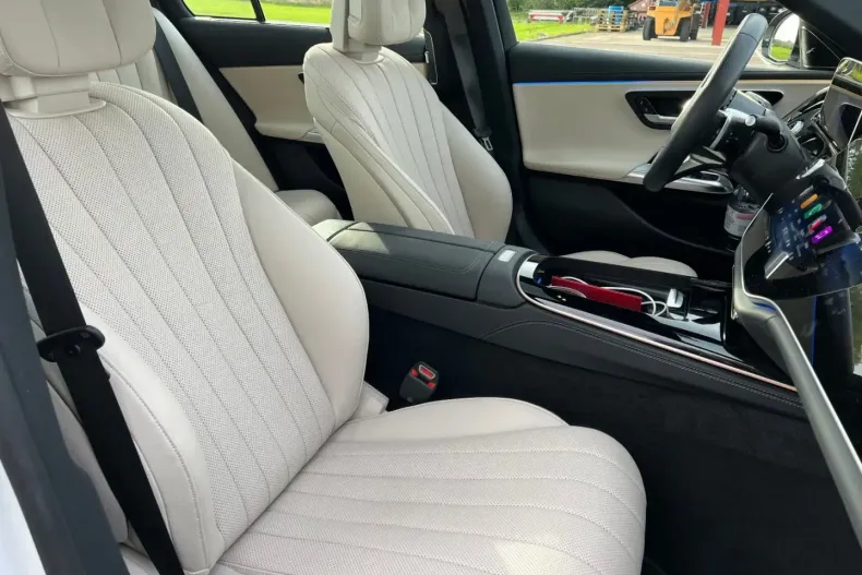 Mercedes-Benz E 450 din 2024 cu 56.458 km - oferta MER160528 - foto 11