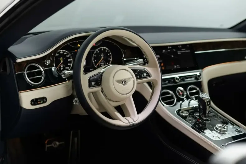 Bentley Continental din 2024 cu 4.251 km - oferta BEN160531 - foto 29