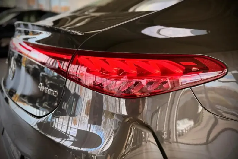 Mercedes-Benz EQS din 2022 cu 74.440 km - oferta MER160535 - foto 5