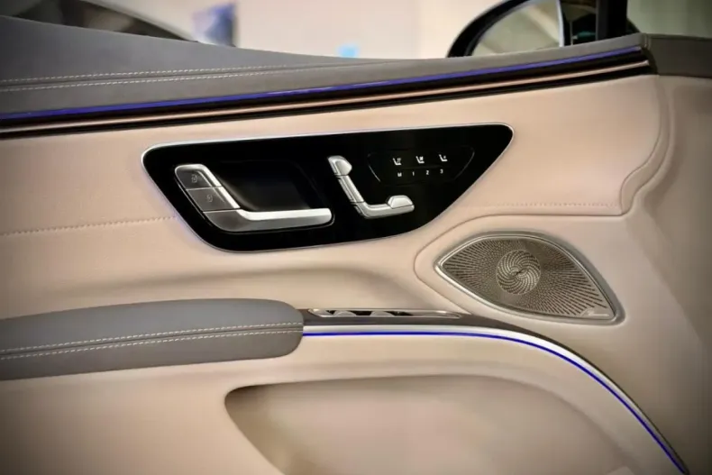 Mercedes-Benz EQS din 2022 cu 74.440 km - oferta MER160535 - foto 20