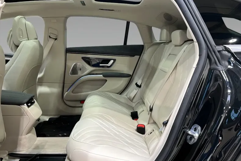 Mercedes-Benz EQS din 2022 cu 50.376 km - oferta MER160536 - foto 9