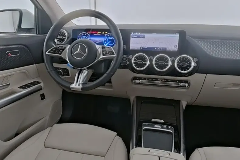 Mercedes-Benz EQA din 2024 cu 13.776 km - oferta MER160538 - foto 6