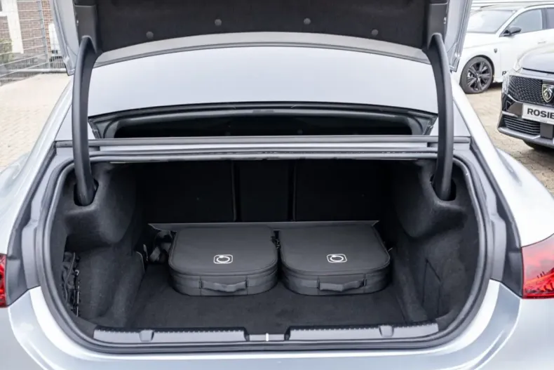 Mercedes-Benz EQE din 2025 cu 6.953 km - oferta MER160541 - foto 25