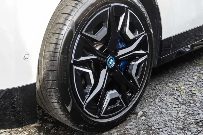 BMW iX din 2023 cu 20.100 km - oferta BMW160546 - foto 4