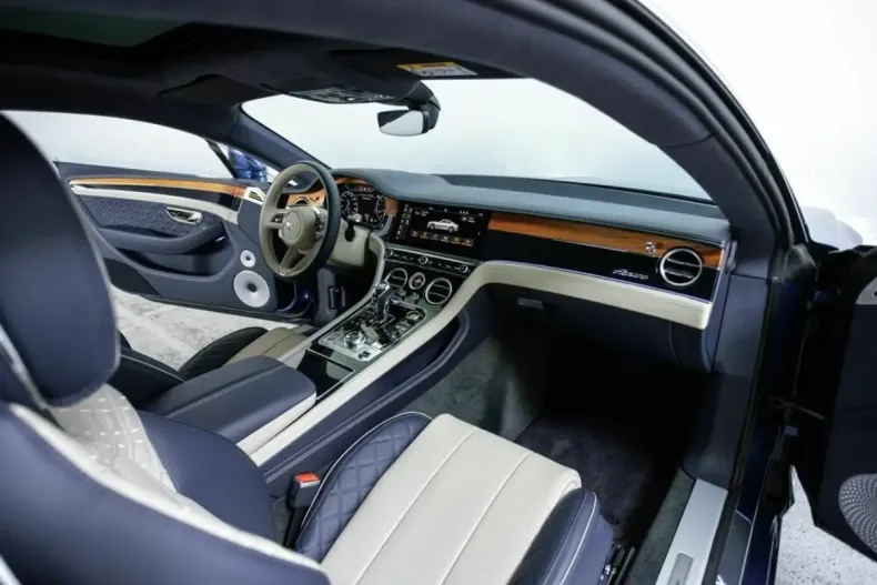 Bentley Continental din 2023 cu 3.212 km - oferta BEN160556 - foto 24