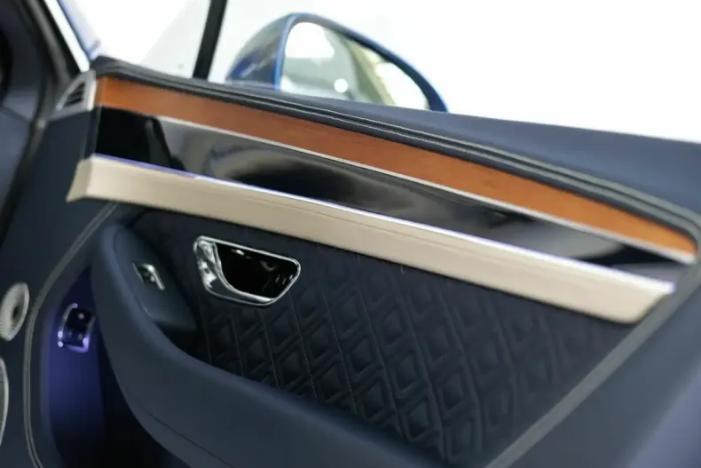 Bentley Continental din 2023 cu 3.212 km - oferta BEN160556 - foto 33