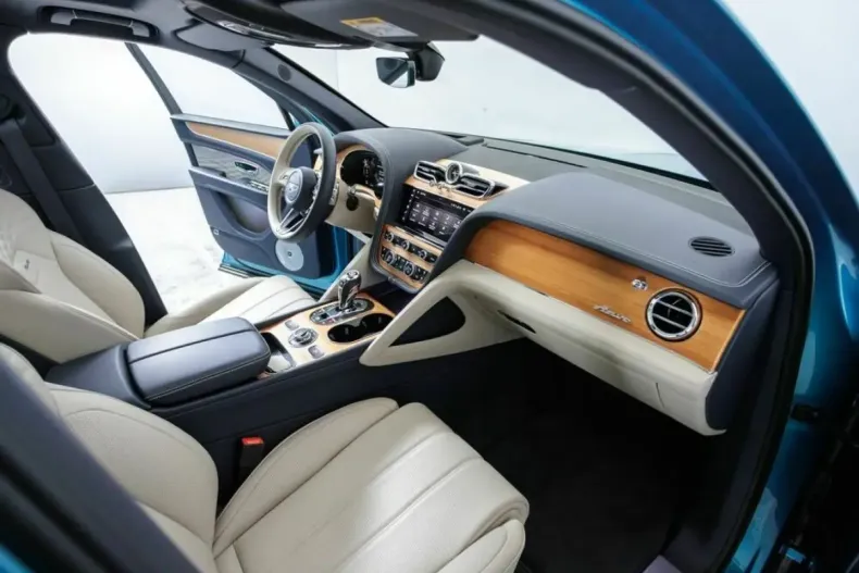 Bentley Bentayga din 2024 cu 6.178 km - oferta BEN160557 - foto 29