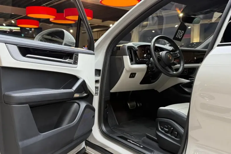 Porsche Cayenne din 2024 cu 70.000 km - oferta POR160558 - foto 10