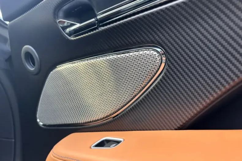 Aston Martin DB12 din 2024 cu 3.421 km - oferta AST160560 - foto 16