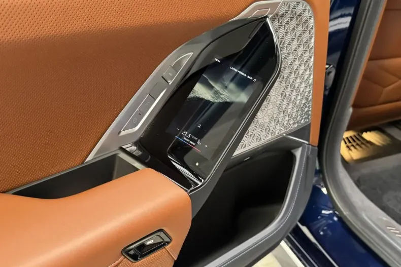 BMW i7 din 2023 cu 24.365 km - oferta BMW160562 - foto 19