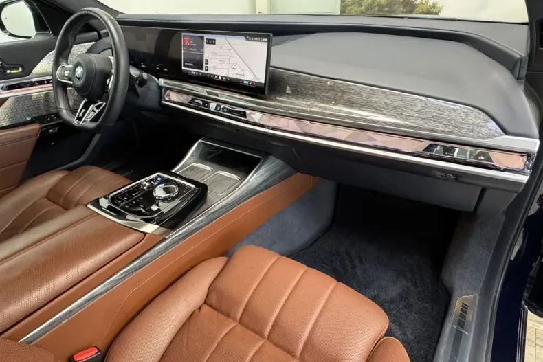 BMW i7 din 2023 cu 24.365 km - oferta BMW160562 - foto 28