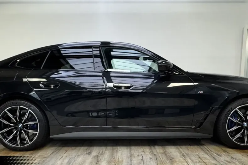 BMW i4 din 2024 cu 20.432 km - oferta BMW160563 - foto 3