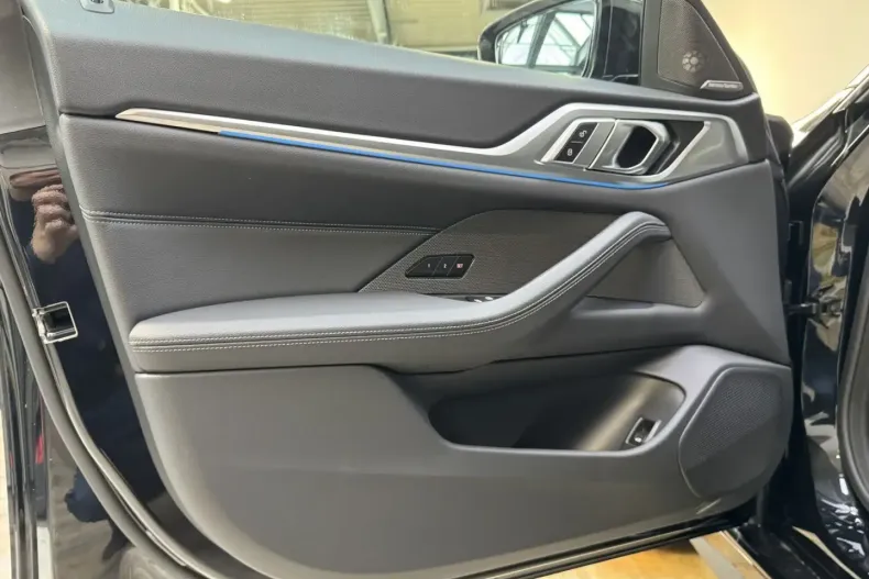 BMW i4 din 2024 cu 20.432 km - oferta BMW160563 - foto 16